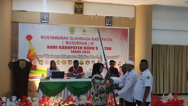 Bupati Buru Selatan terpilih Jadi Ketua Umum KONI Bursel – Copy